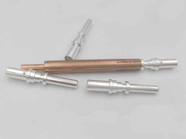 走心機(jī)加工新能源插孔交流充電座端子